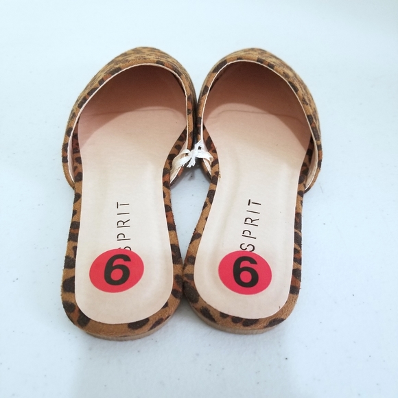 Easy Spirit Shoes Easy Spirit Leopard Closed Pointed Toe Slides